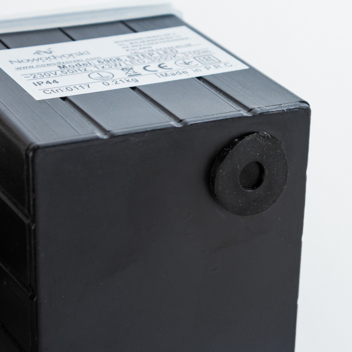 Уличный встраиваемый светодиодный светильник Nowodvorski Step Led White 6908