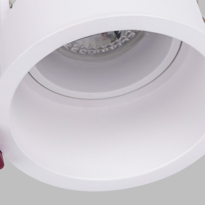 Встраиваемый светильник Favourite 4546-1C