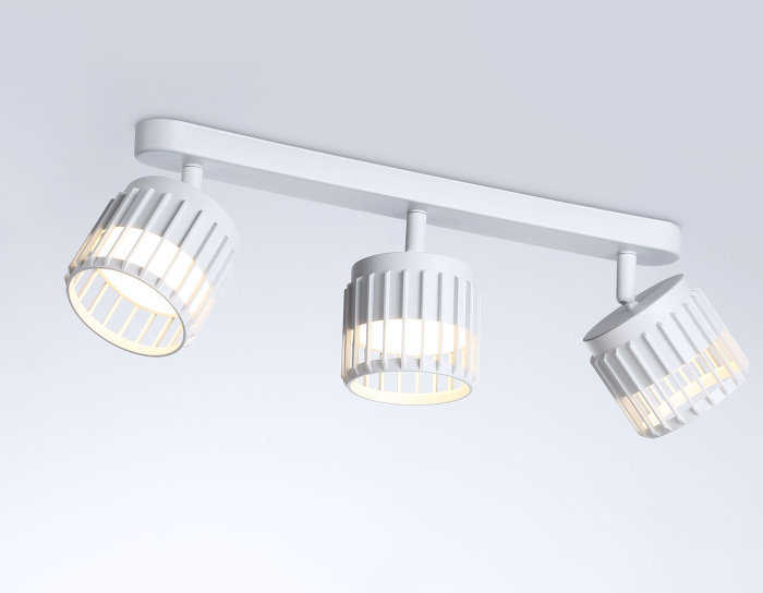 Настенно-потолочный поворотный спот со сменной лампой GX53 Ambrella light TN71166