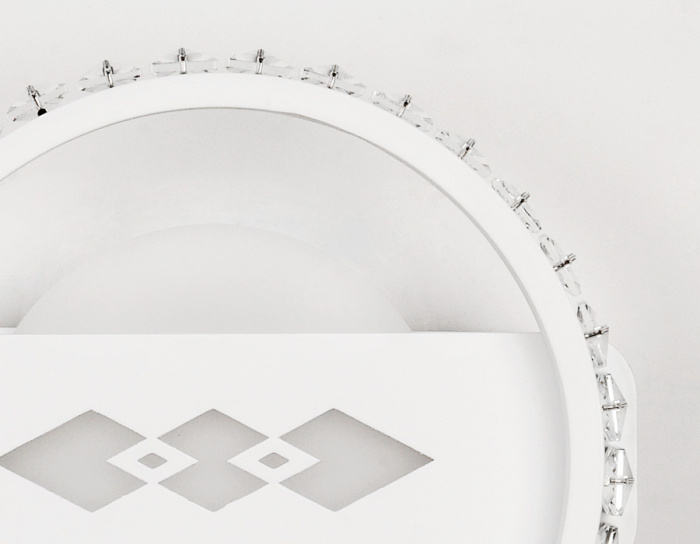 Настенный светодиодный светильник с хрусталем Ambrella light FA221