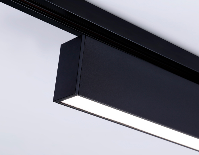 Трековый однофазный светодиодный светильник Ambrella light GL6777