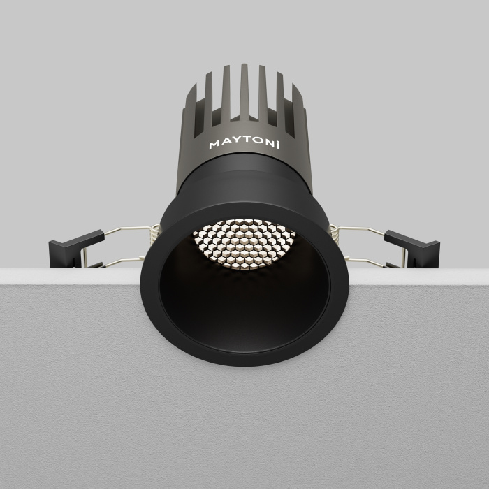 Встраиваемый светильник Maytoni Dip DL118-15W-4K-B