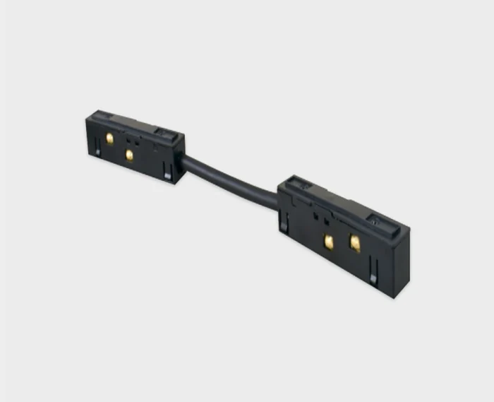 Соединитель угловой ITALLINE IT012-5041 black