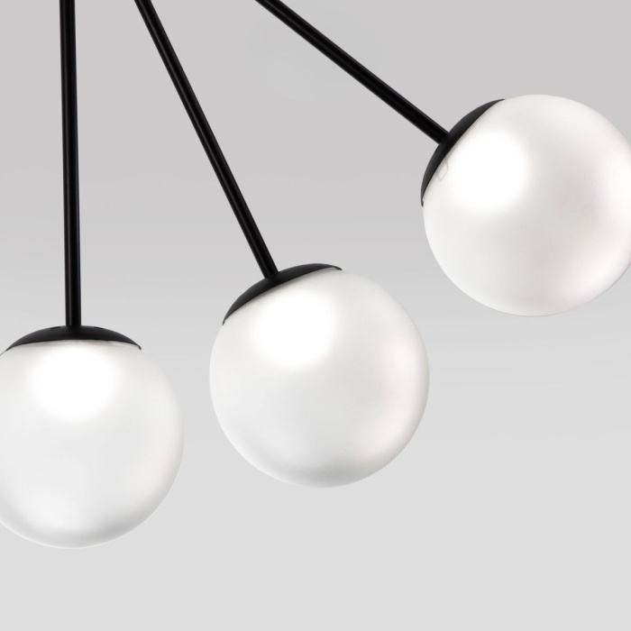 Потолочная люстра Eurosvet Vinter 201057 LED черный