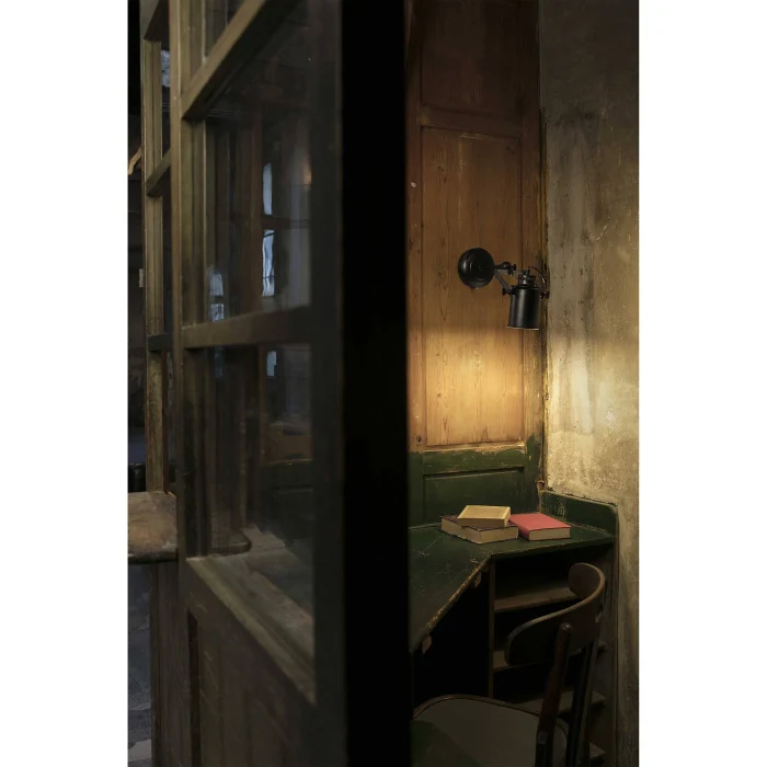 Потолочный светильник LIST Black spotlight