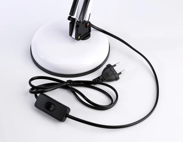 Настольная лампа со сменной лампой E27 Ambrella light DE7713