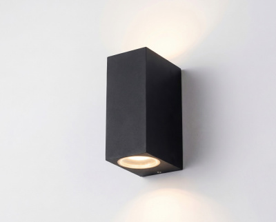 Уличный настенный светильник Italline IT1004