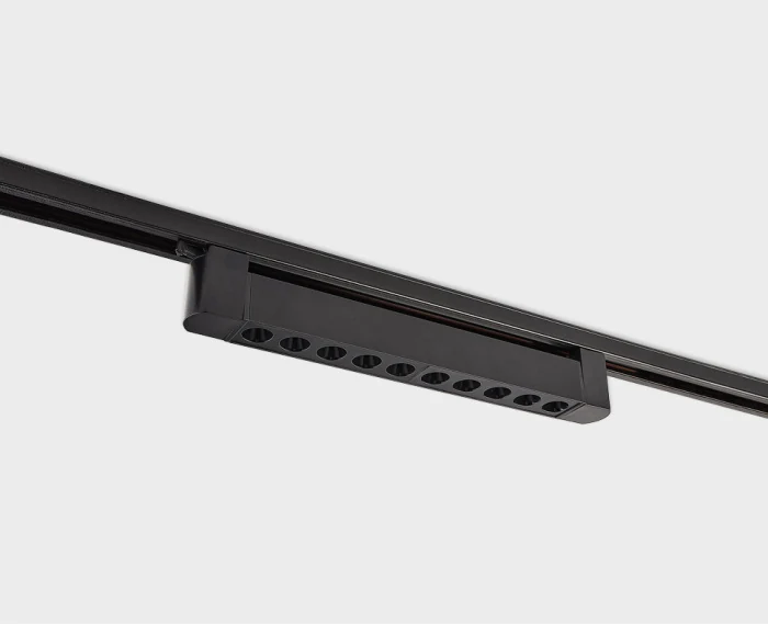 Светильник на шине Italline IT08-8031 black 4000K