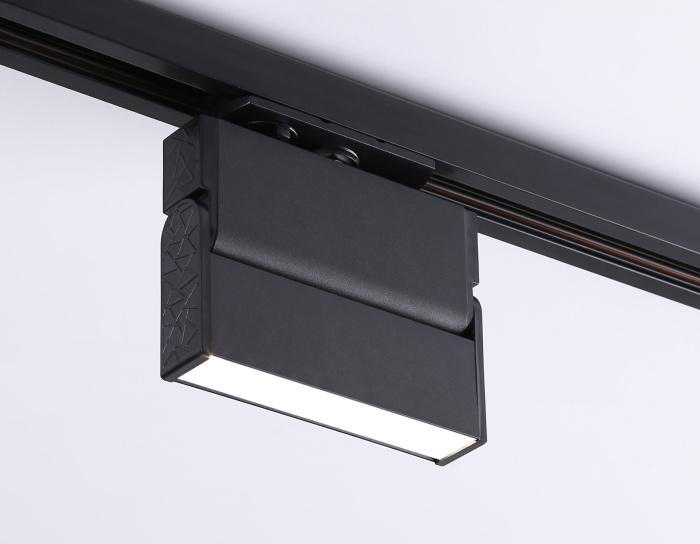 Трековый однофазный светодиодный светильник Ambrella light GL6803