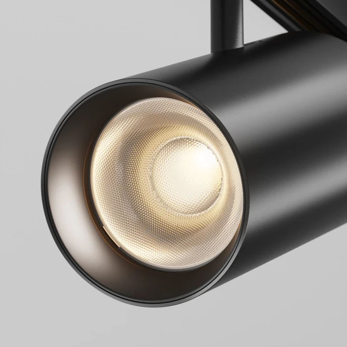 Трековый магнитный светильник Maytoni Technical Focus Led Exility X TR243-18W3K-B