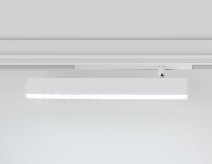 Управляемый светодиодный светильник для шинопровода Magnetic 220V диммируемый 3000-6400K Ambrella light GL1351