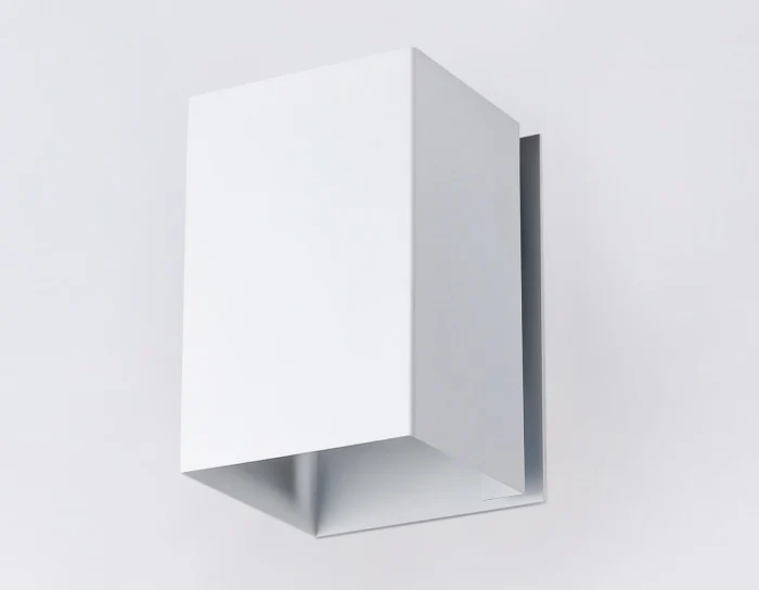 Светильник потолочный накладной со сменной лампой E27 Ambrella light TN5111