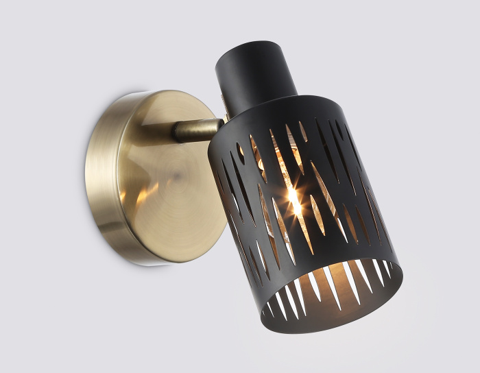 Настенно-потолочный спот в стиле лофт AMBRELLA light TR8667