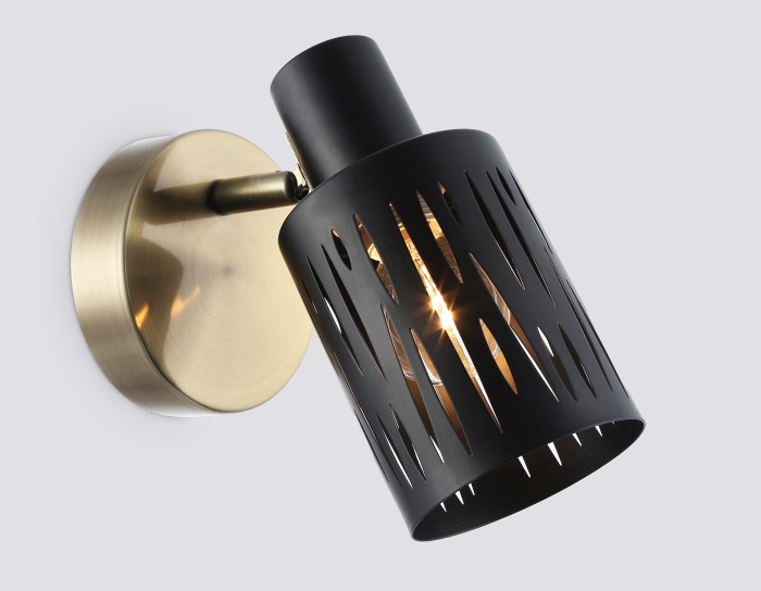 Настенно-потолочный спот в стиле лофт AMBRELLA light TR8667