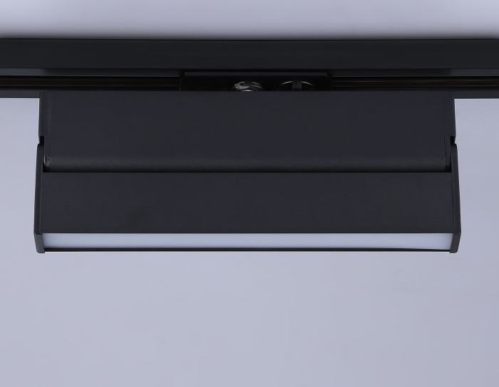Трековый однофазный светодиодный светильник Ambrella light GL6808