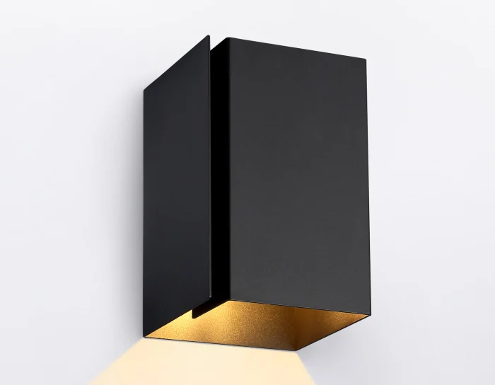 Светильник потолочный накладной со сменной лампой E27 Ambrella light TN5113