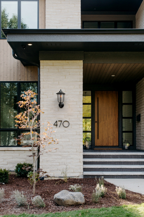 Уличный настенный светильник Covali WL-31080