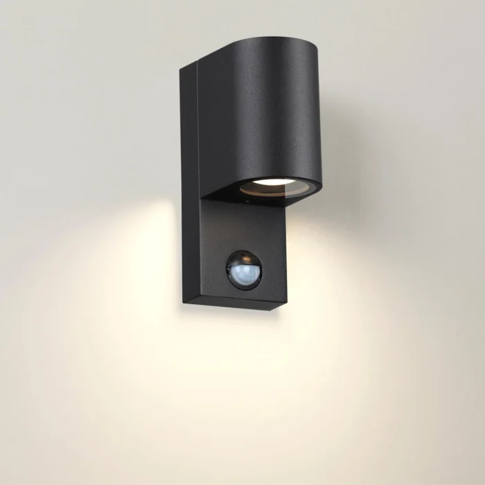 Настенный светильник Odeon Light Motto 4390/1W