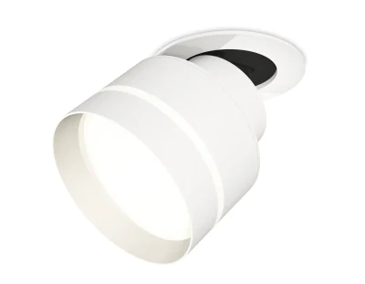 Комплект встраиваемого поворотного светильника с акрилом Ambrella light XM8101525