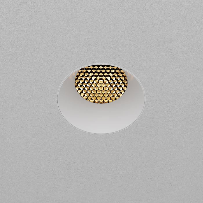 Встраиваемый светильник Maytoni Dip DL121-15W-2.7K-TRS-W