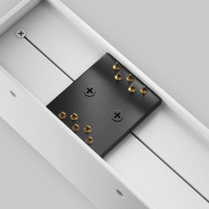 Трековый светильник Maytoni Basis TR129B-12W3K-W