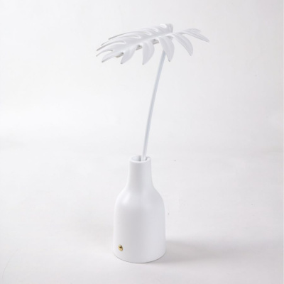 Настольная лампа Seletti Leaf Light 9024
