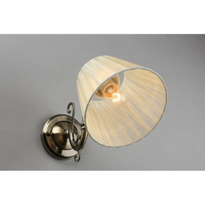 Светильник настенный Omnilux Leonessa OML-29111-01