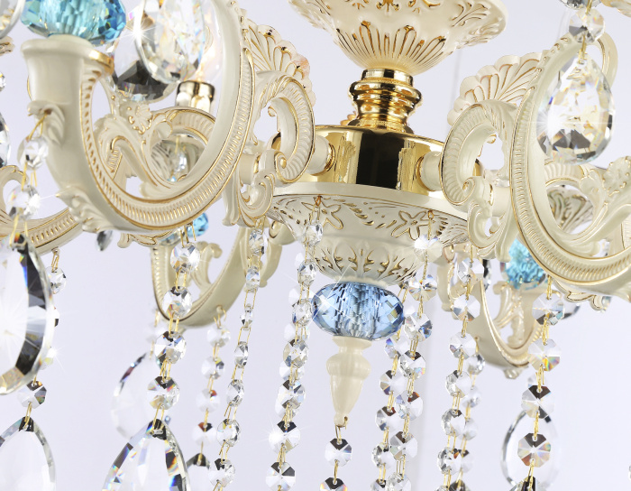 Подвесная люстра с хрусталем Ambrella light TR4923