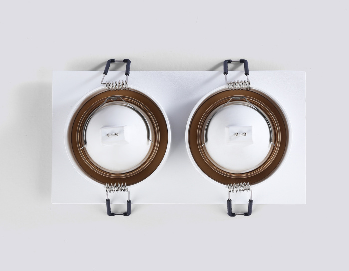 Светильник встраиваемый Ambrella light TN102733