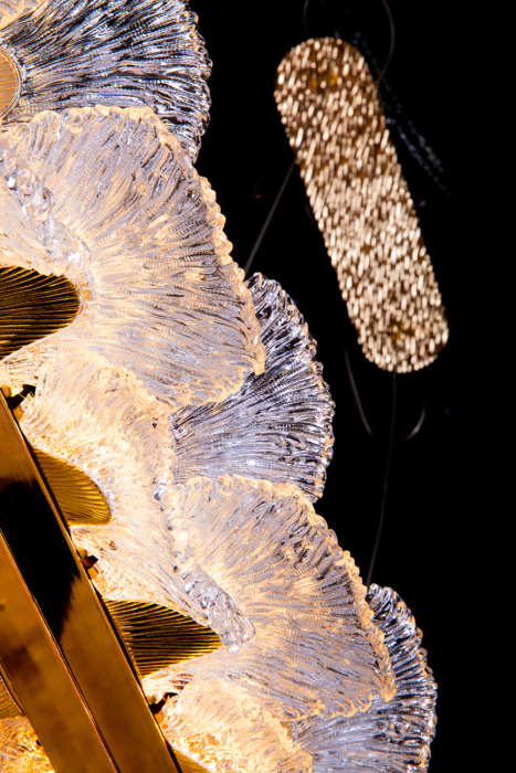 Подвесной светильник Leon Jardin LE3032/1260 GD/SH