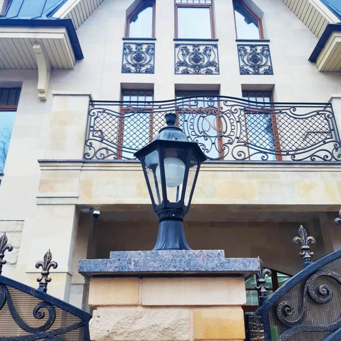 Уличный фонарь FUMAGALLI MINILOT/RUT E26.111.000.AXF1R