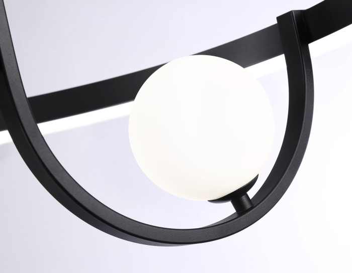 Потолочный светодиодный светильник со сменной лампой и пультом управления Ambrella light FL66263