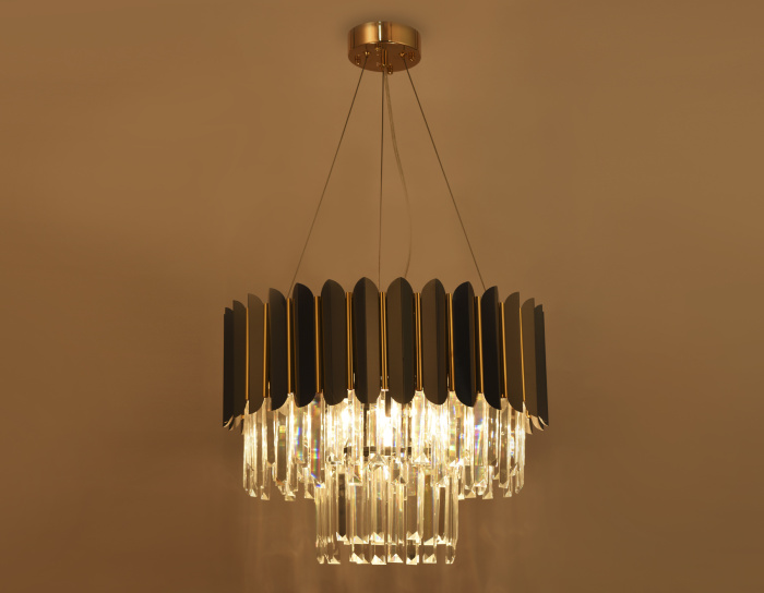 Подвесная люстра с хрусталем Ambrella light TR5297