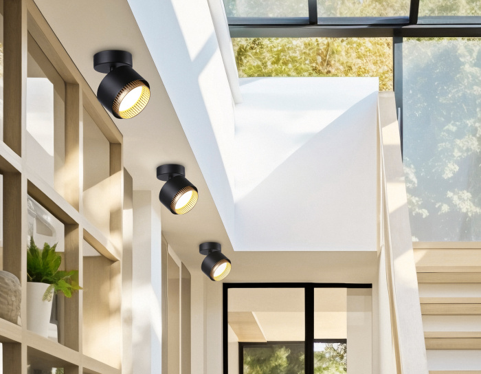 Настенно-потолочный поворотный спот со сменной лампой GX53 Ambrella light TN71282