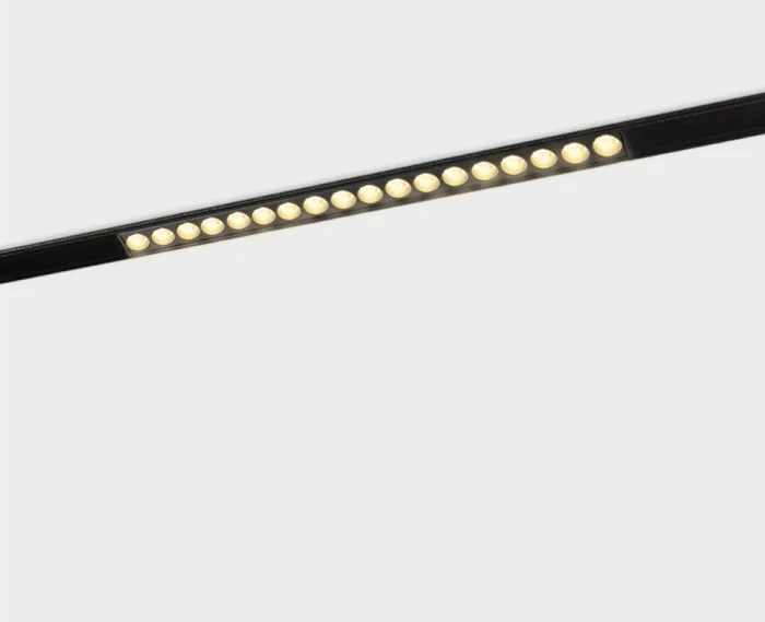 Светильник трековый ITALLINE IT012-5022 black 3000K