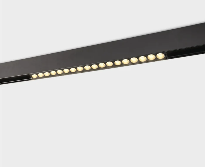 Светильник трековый Italline IT012-5022 black 3000K