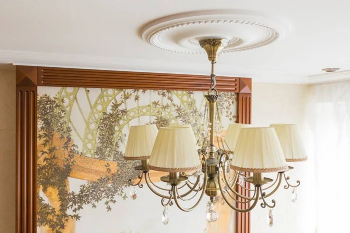 Люстра Maytoni RC093-PL-06-R