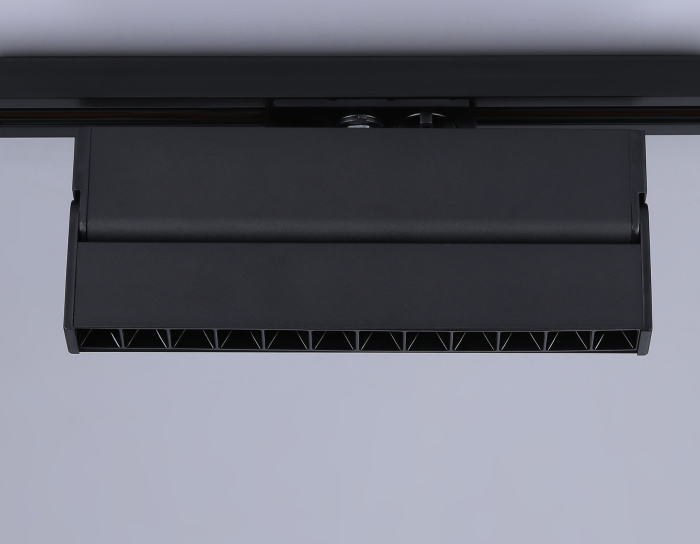 Трековый однофазный светодиодный светильник Ambrella light GL6817