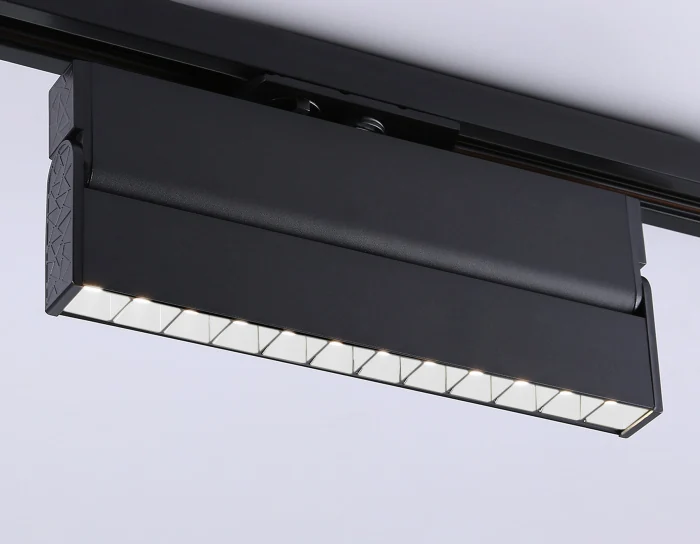 Трековый однофазный светодиодный светильник Ambrella light GL6819