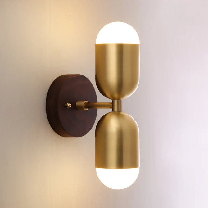 Настенный светильник CHRIS B Brass ImperiumLoft