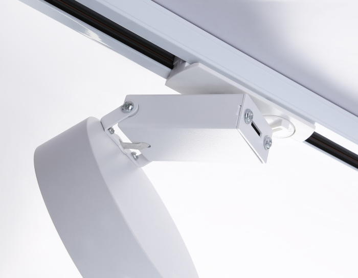 Трековый однофазный светодиодный светильник Ambrella light GL6835