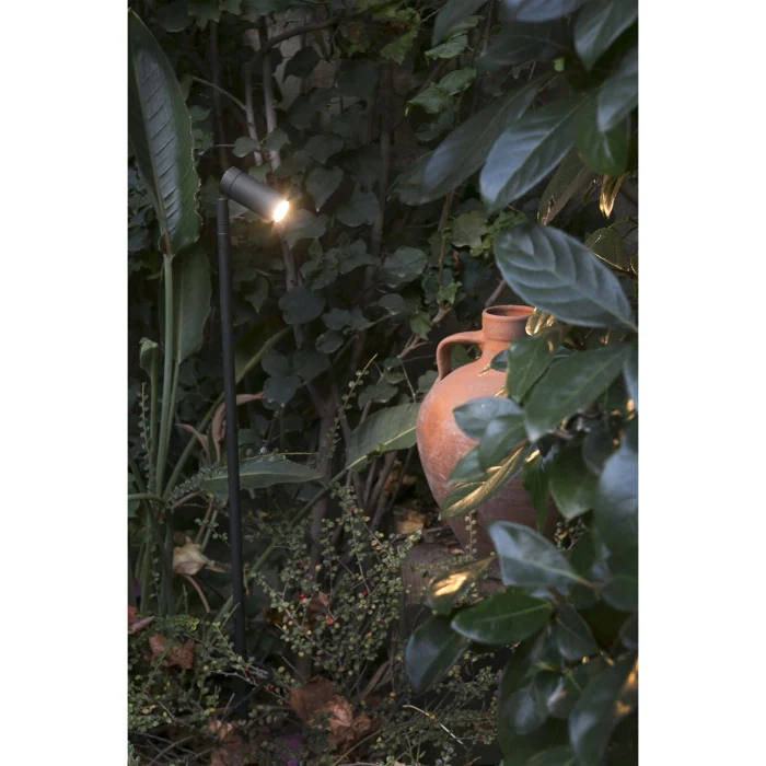 Наземный фонарь SETH LED Black spike lamp