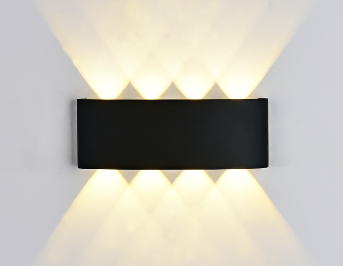 Настенный светодиодный светильник с высокой степенью влагозащиты Ambrella light FW144