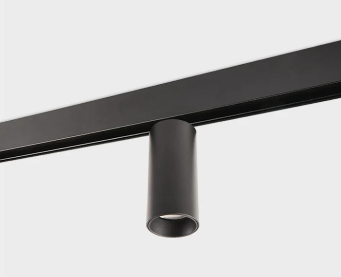 Светильник трековый Italline IT012-5026 black 3000K