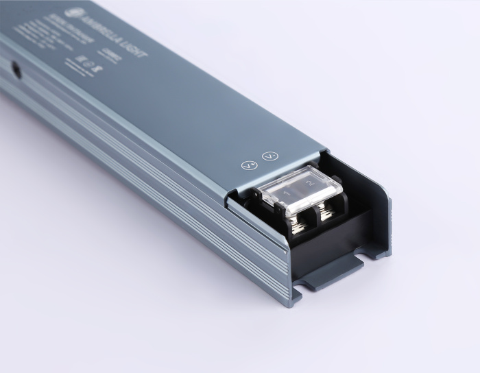 Блок питания для светодиодной ленты 12V 400W 33.3A IP20 185-260V 235*35*22 GS8812 Ambrella light GS8812