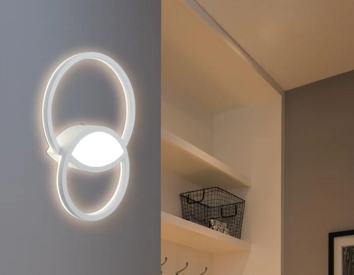 Настенный светодиодный светильник Ambrella light FL411