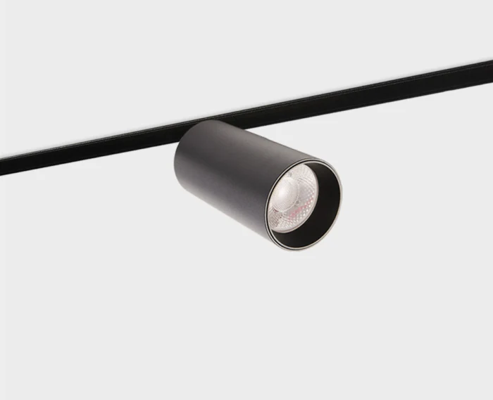 Светильник трековый ITALLINE IT012-5027 black 3000K