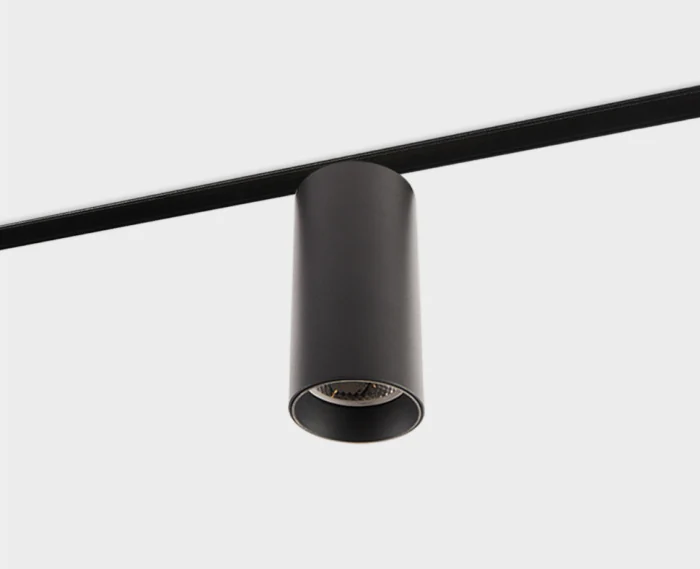 Светильник трековый ITALLINE IT012-5027 black 3000K