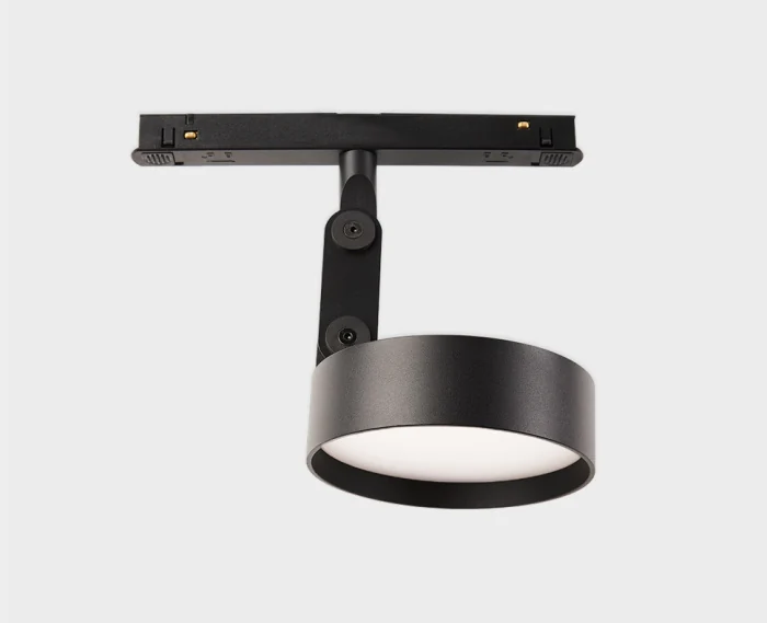 Светильник трековый Italline IT012-5028 black 3000K