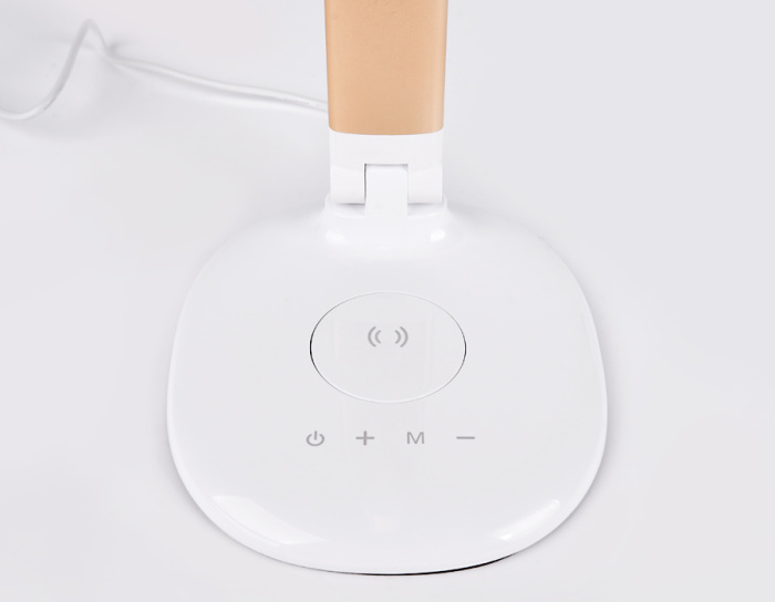 Светодиодная настольная лампа с беспроводной зарядкой Ambrella light DE525